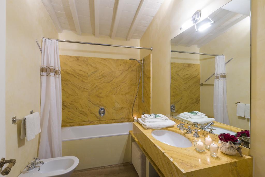 Residenza D'Epoca Home In Palace Florence Bilik gambar