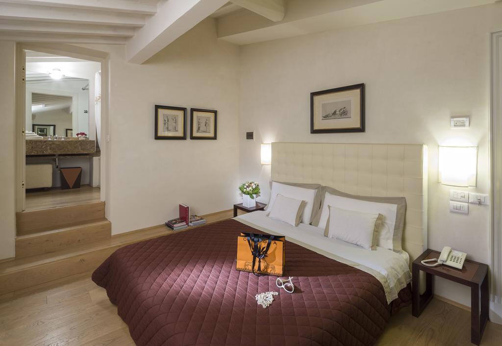 Residenza D'Epoca Home In Palace Florence Bilik gambar