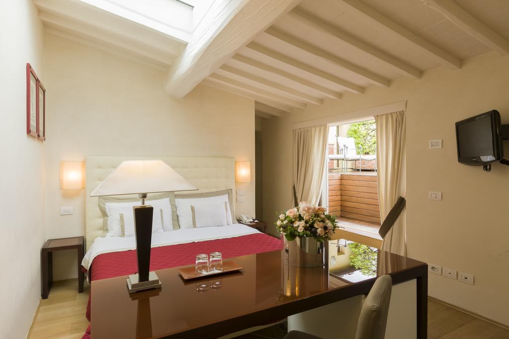 Residenza D'Epoca Home In Palace Florence Bilik gambar