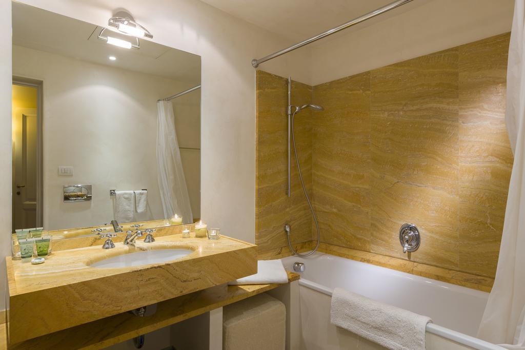 Residenza D'Epoca Home In Palace Florence Bilik gambar